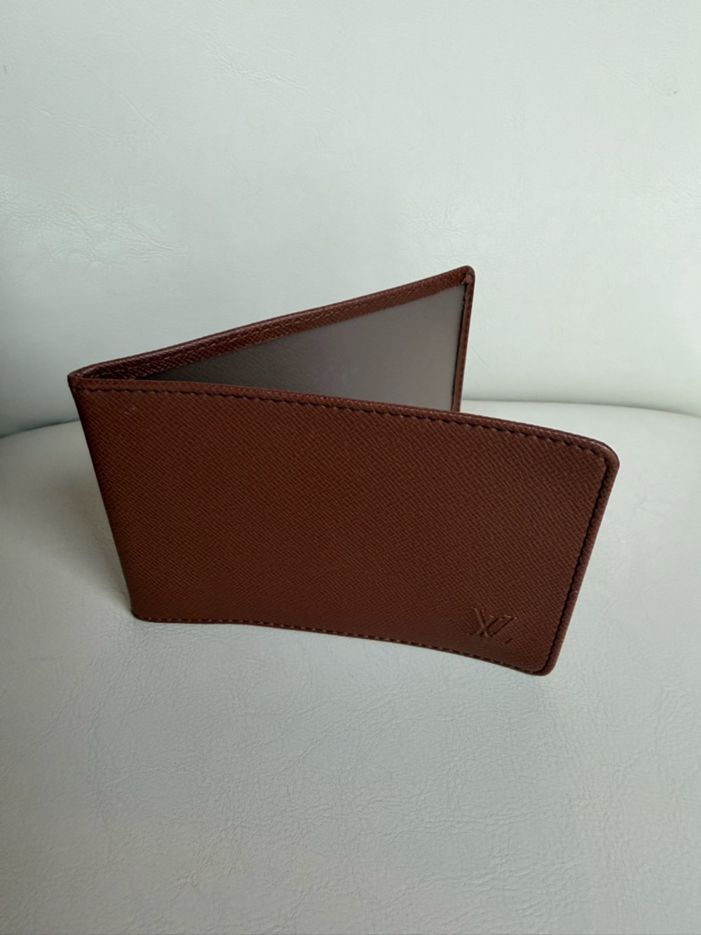 Louis Vuitton Brown Taiga ID Holder - Picture 4 of 5